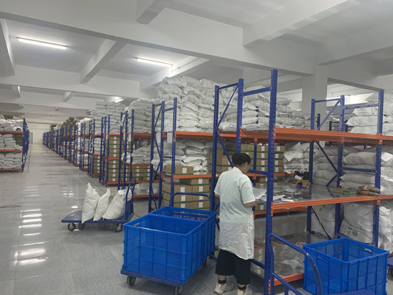 周口某大型中药企业药材库次沉型层板货架案例